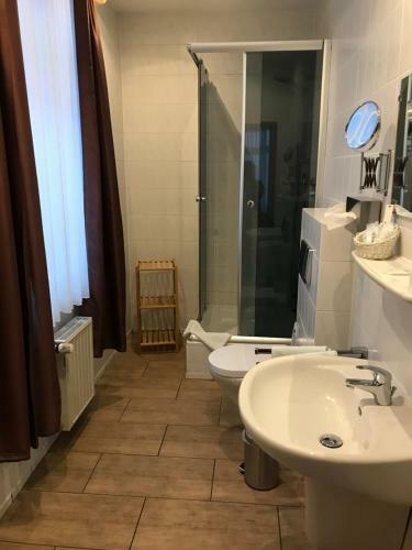 Hotel Sch�ne Aussicht