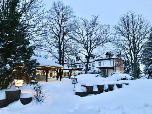 Hotel Sch�ne Aussicht