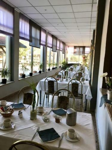 Hotel Sch�ne Aussicht