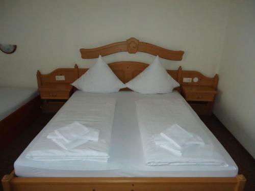 Hotel Gr�bern Am See