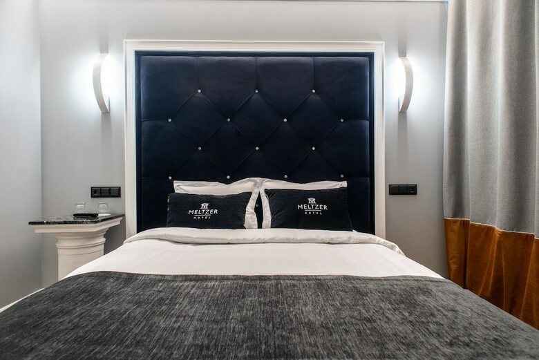 Meltzer Hotel