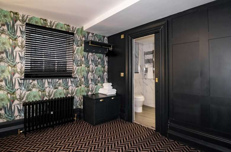 Lock & Key Hotel
