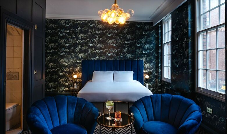 Lock & Key Hotel