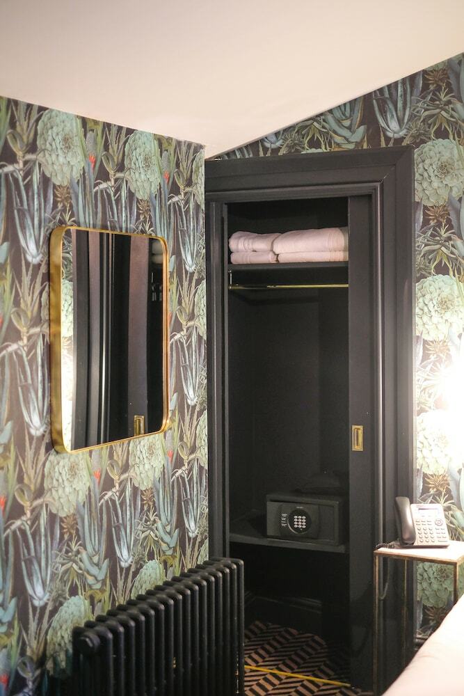 Lock & Key Hotel