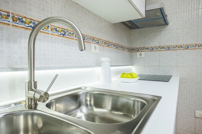 Italian Style 2 Bedrooms Apartment
