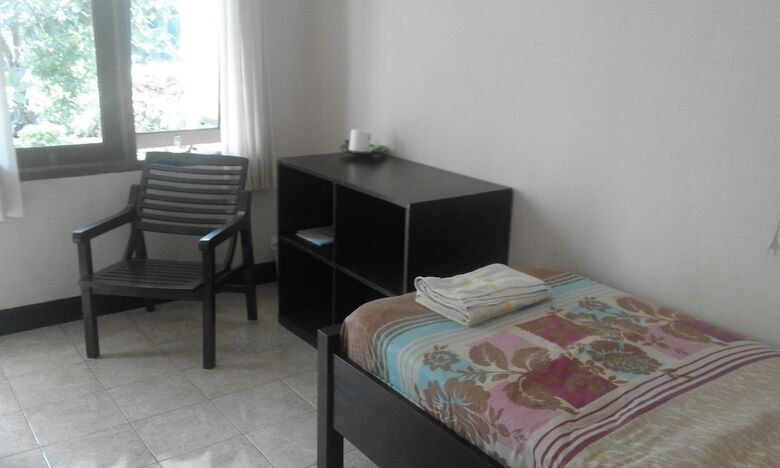 Hotel Indah Homestay