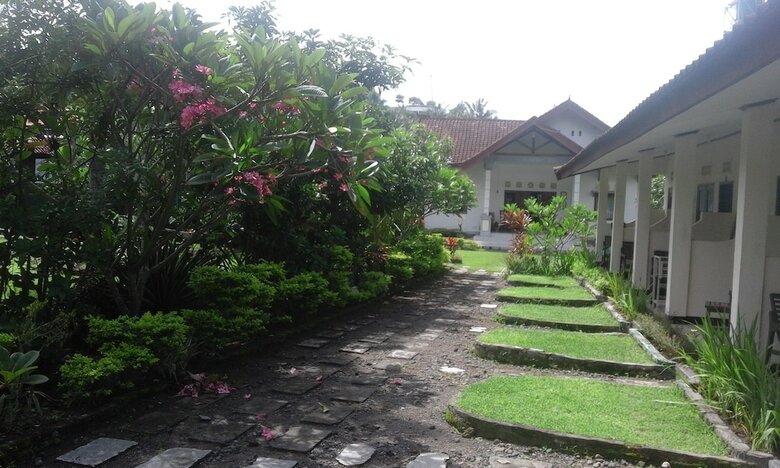 Hotel Indah Homestay