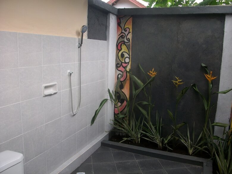 Hotel Indah Homestay