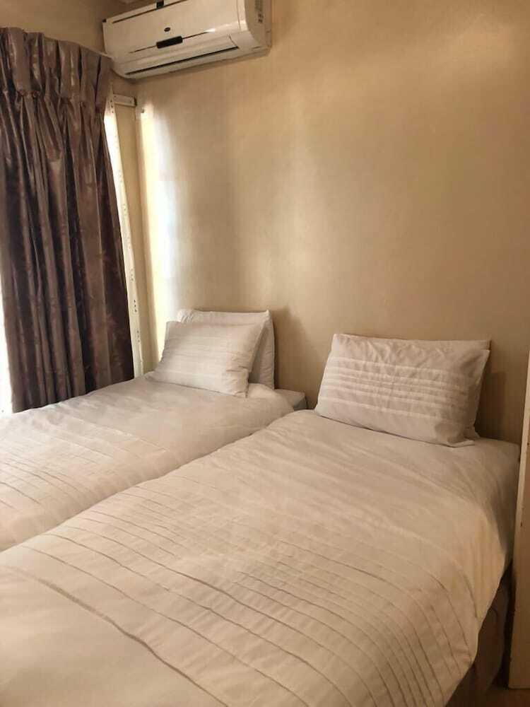 Bed & Breakfast Khuvena Guest House