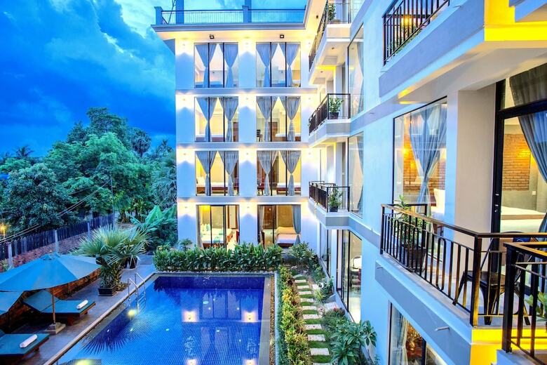Hotel Central Blanche Residence
