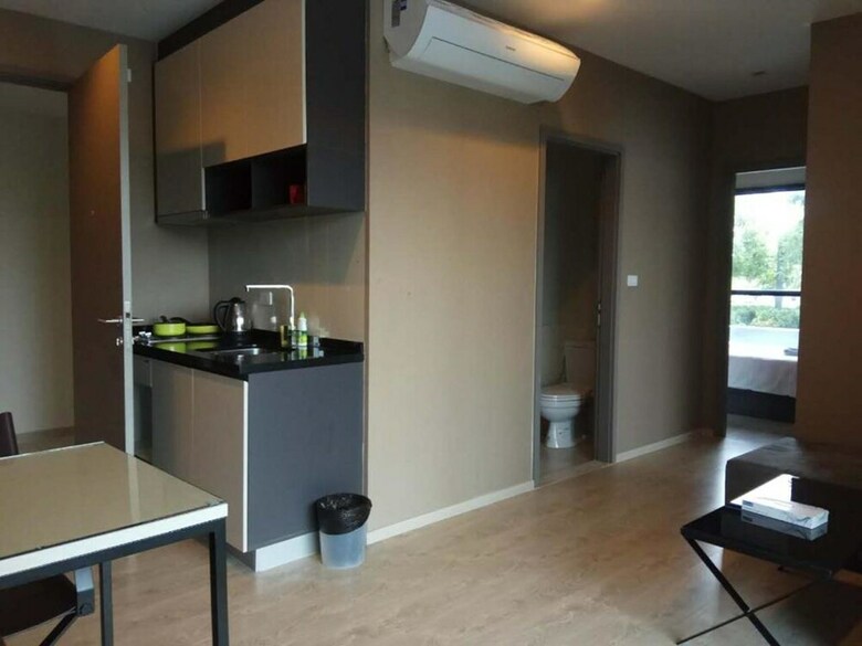 Many Holiday The Base Condo
