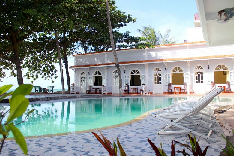 Hotel Sand Beach Resort
