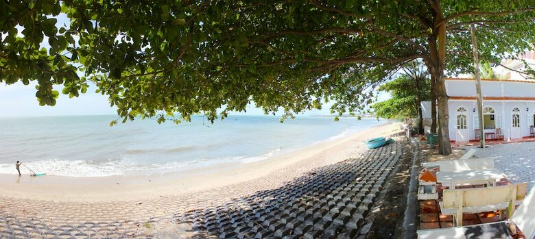 Hotel Sand Beach Resort