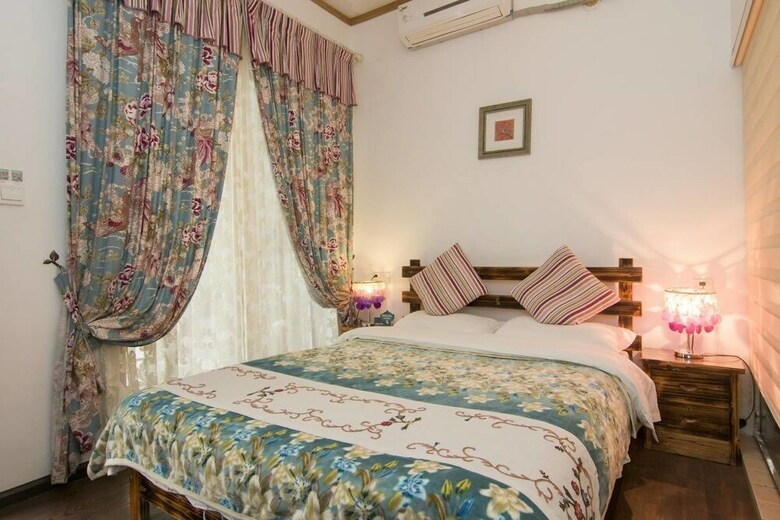 Hotel Dream Garden Inn