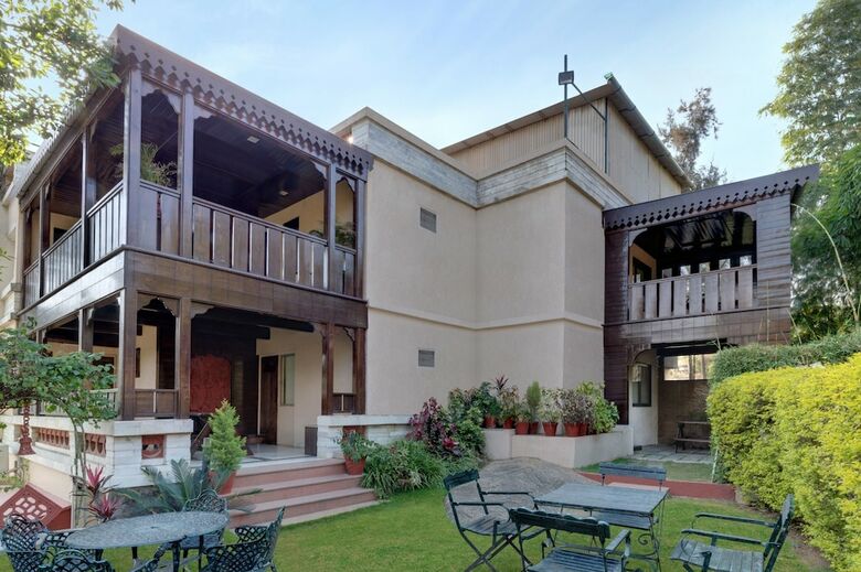 Hotel Chacha Inn