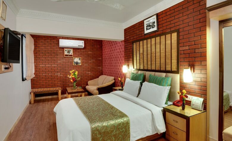 Hotel Chacha Inn