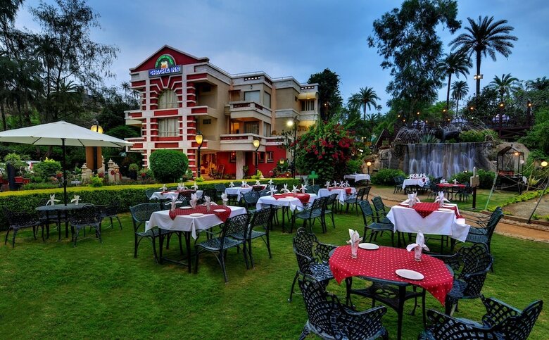 Hotel Chacha Inn