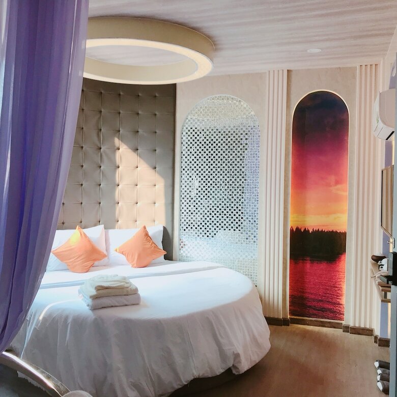 Cupid Hotel