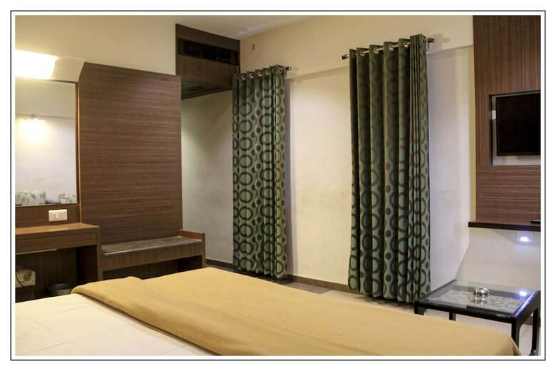 Hotel Prem Nivas