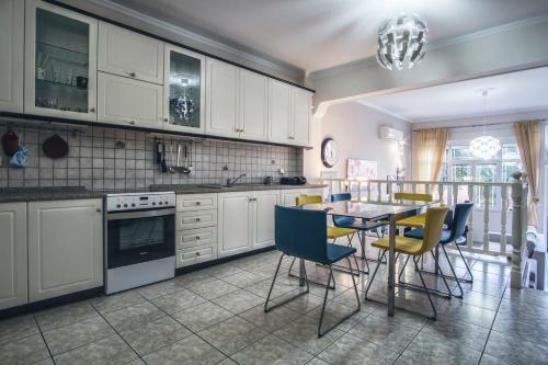 Apartamentos Rarakos Houses