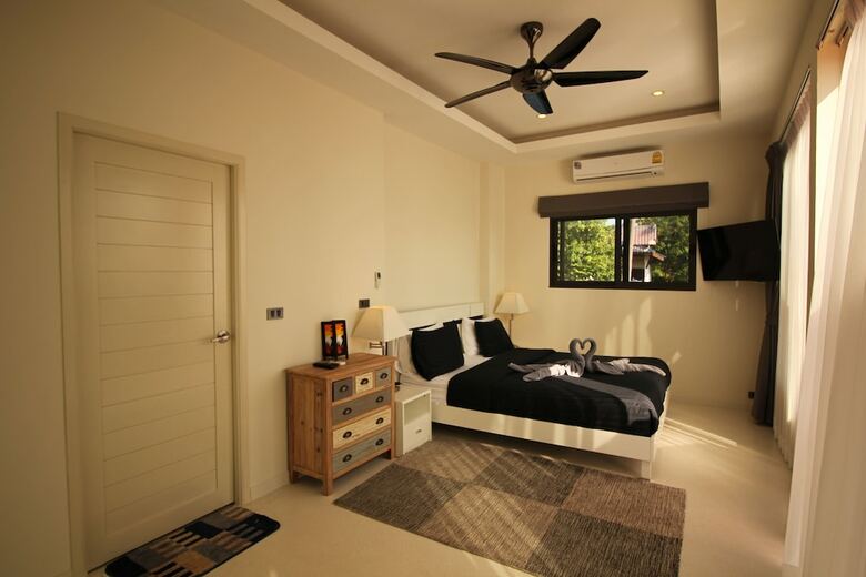 Baan Seaview Hoilday Villas