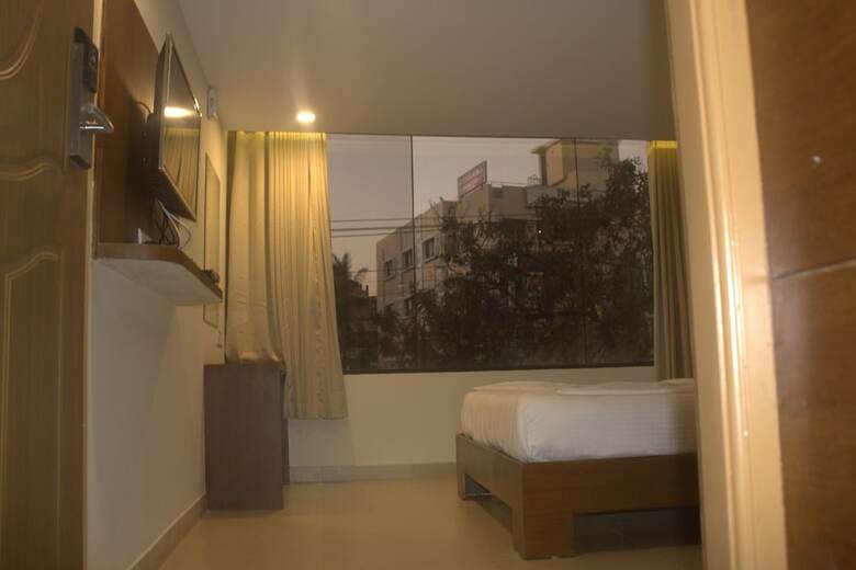 Hotel Olive Residency