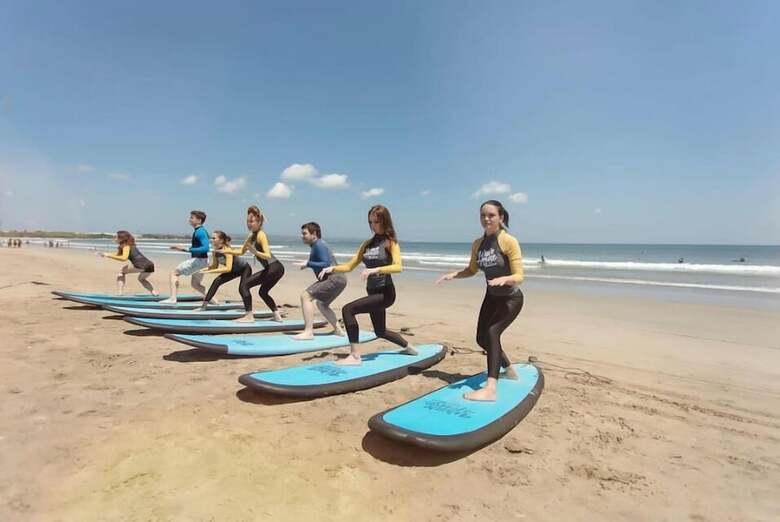 Hostal Wave House Surf Camp