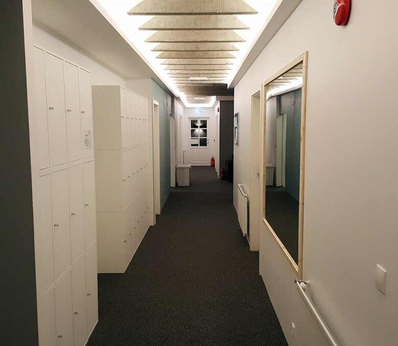 Hostal L�kur Hostel