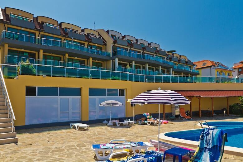 Apartamentos Black Sea Paradise