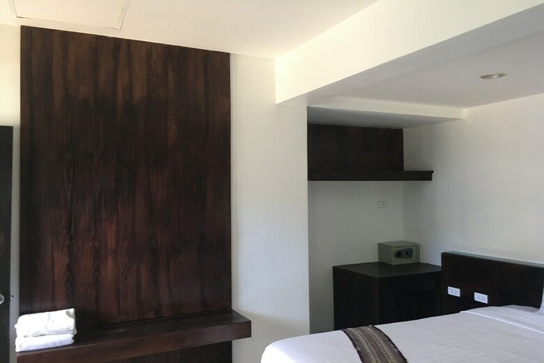 Hotel Praewa Villas Naiyang Phuket