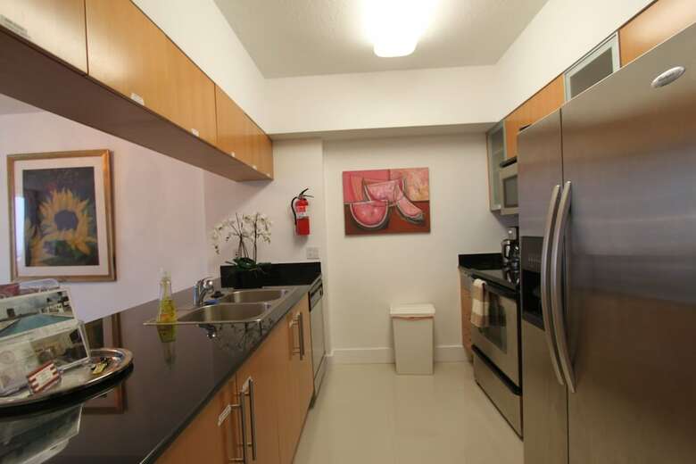 Aparthotel Opera Tower By Suarez Vacation Rentals
