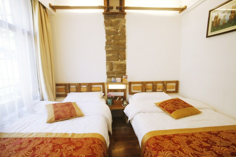 Hostal Destination Youth Hostel