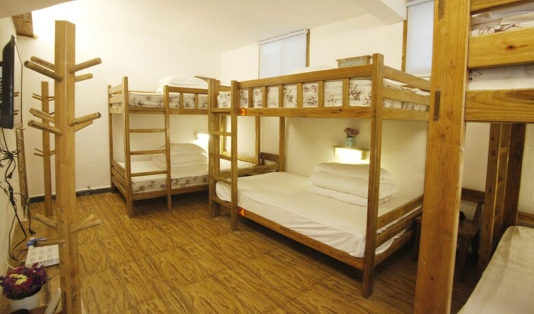 Hostal Destination Youth Hostel