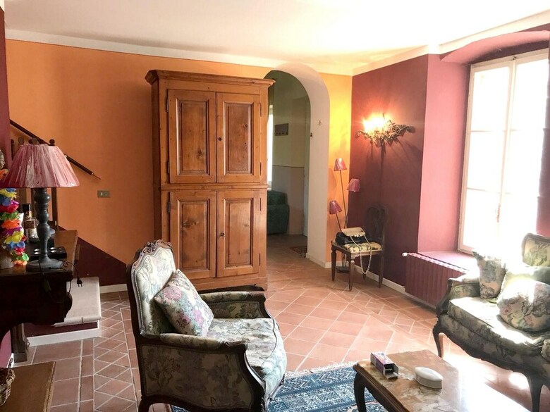 House With 3 Bedrooms In Fiesse