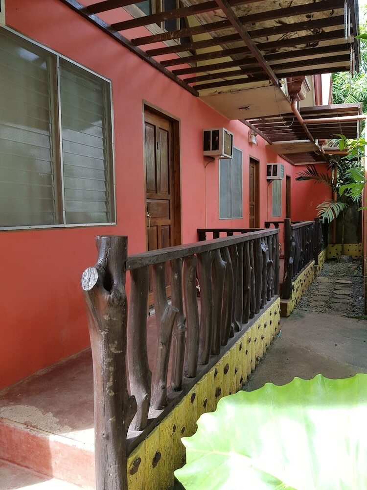 Hotel Villa Saturnina