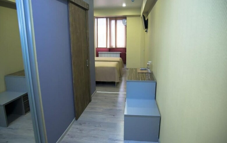 Vesta Hotel