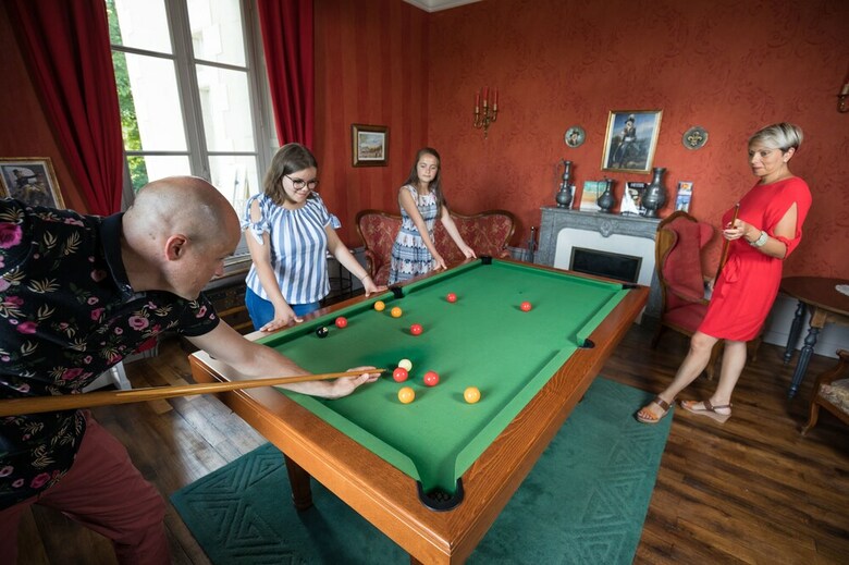 Hotel Le Petit Ch�teau Des Cedres