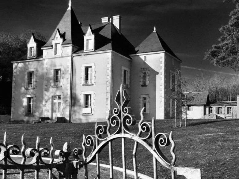 Hotel Le Petit Ch�teau Des Cedres