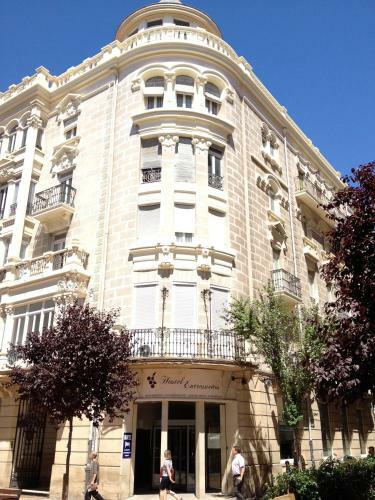 Hostal Hostel Entresue�os Logro�o