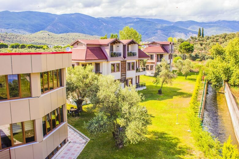 Hotel Form Termal & Spa Gure