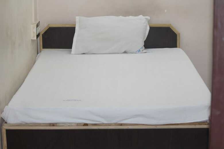 Kanchan Hotel