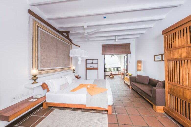 Hotel Heritance Ayurveda (All Meals + Ayurveda)