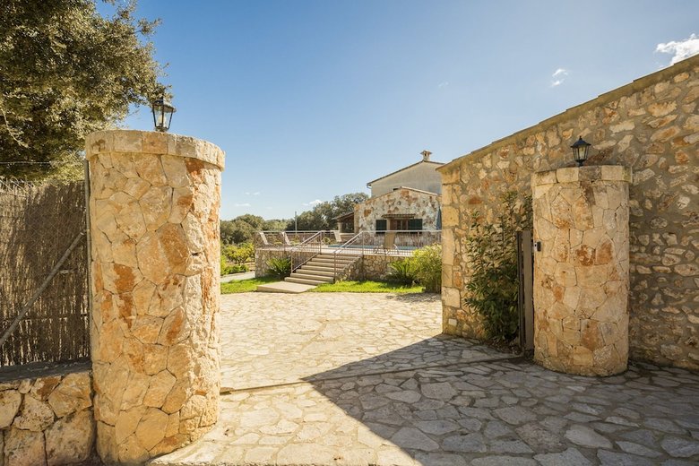 G Rentals Villa Ca Na Flores