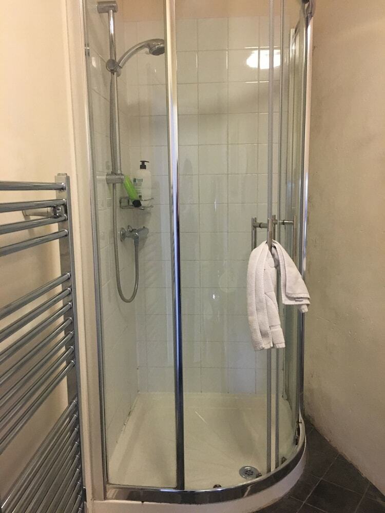 Hotel Stoneway Guest House