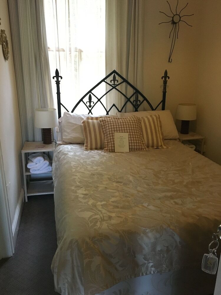 Hotel Stoneway Guest House