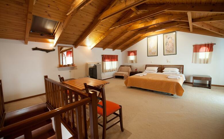 Hotel Zarkadis Beach Apartments