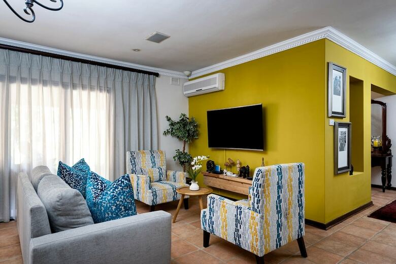 Hotel 2 On Valley Villa