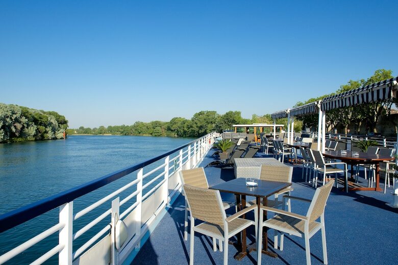 Hotel Bateau H�tel Le Chardonnay