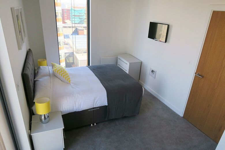 Quay Apartments Manchester