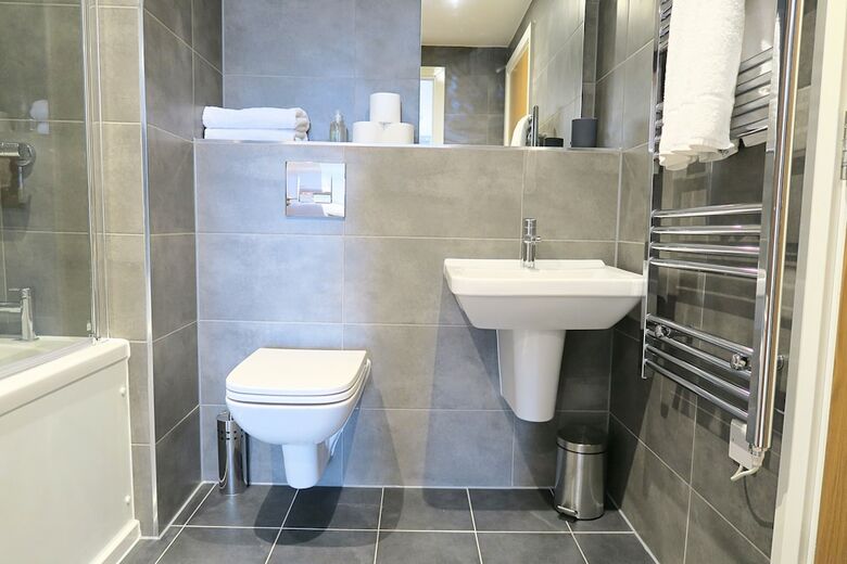 Quay Apartments Manchester